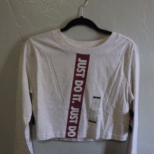 Crop long sleeve shirt